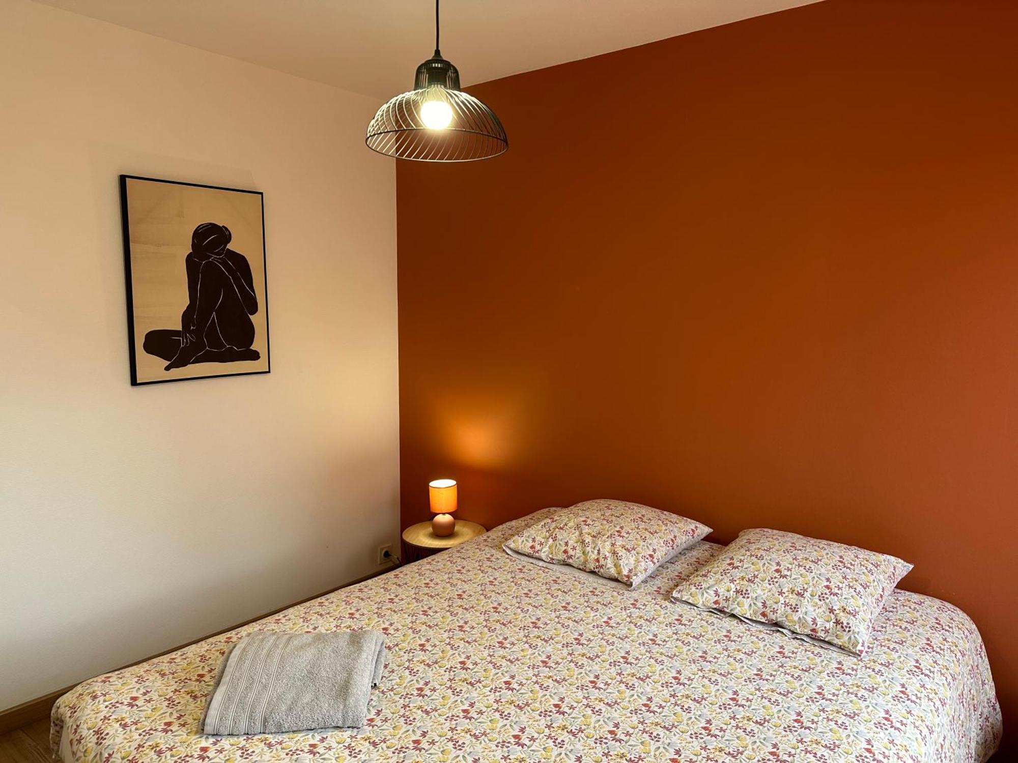 Le Grand Parc 13 - 2 Chambres - Wifi - Parking Châteauroux エクステリア 写真
